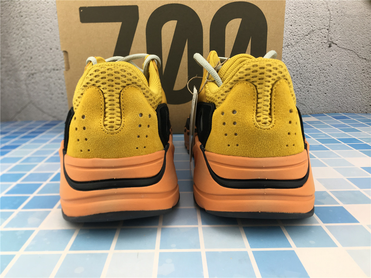 Yeezy Boost 700 Sun GZ6984